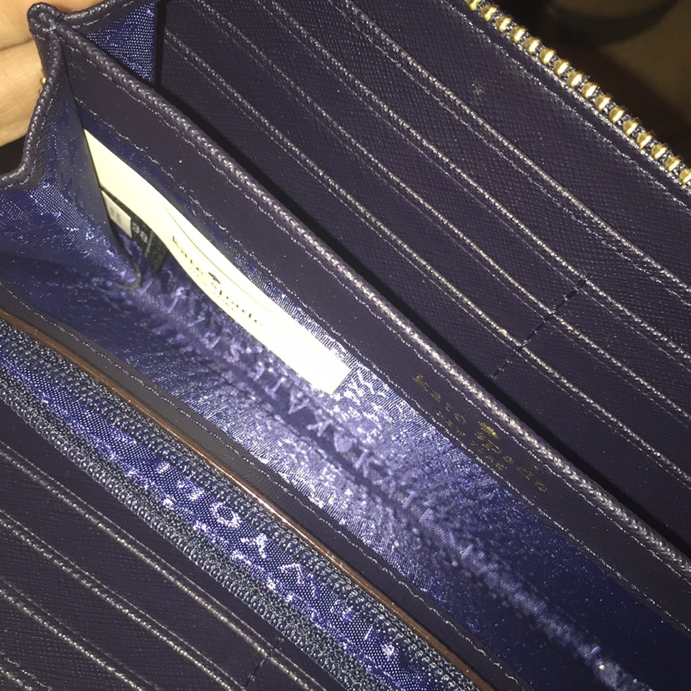 Wallet - Picture 2 of 4